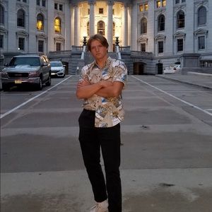 Meet your Posher, Austin